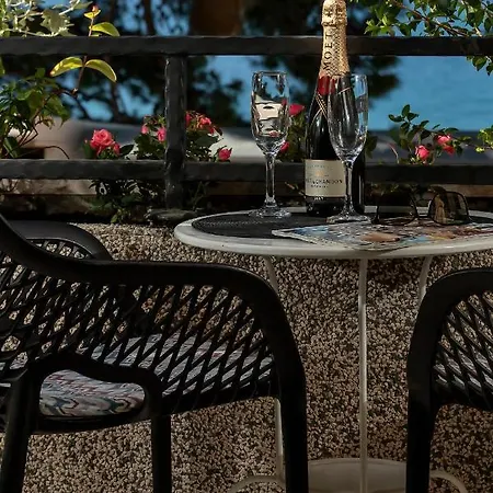 アパート Mucrum マカルスカ