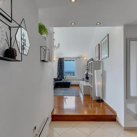 Mucrum * ماكارسكا