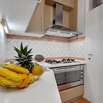 Mucrum Lägenhet Makarska