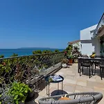 Mucrum Lägenhet Makarska